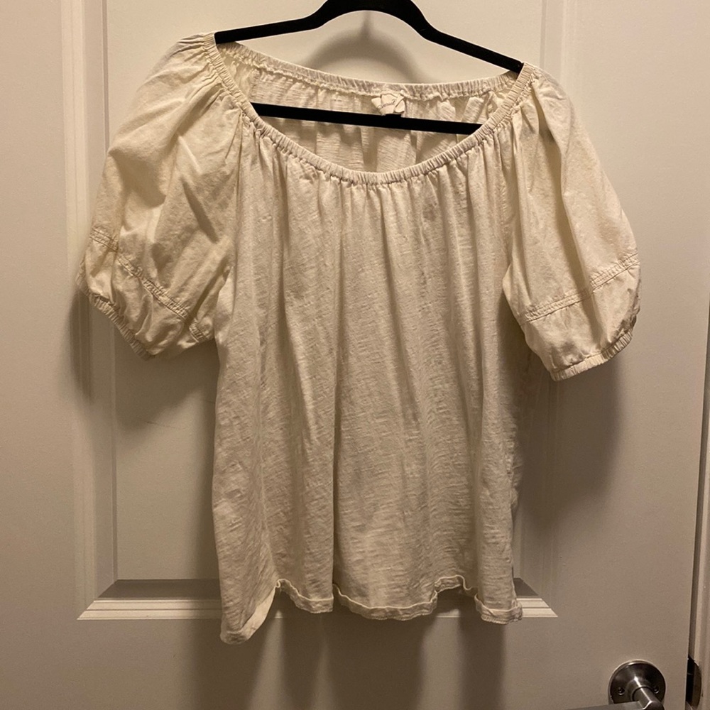 Off-white puff sleeve top